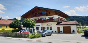  Ferienhaus Alpenland  Флахау